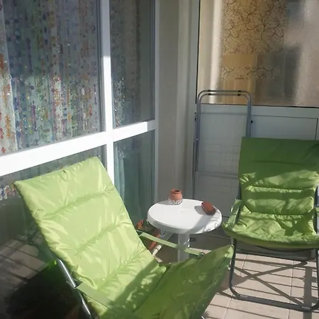 Seaside 1-br With Pool Access Appartement *