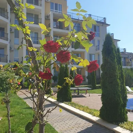 Appartement Seaside 1-br With Pool Access *