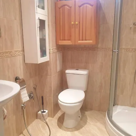 Seaside 1-br With Pool Access